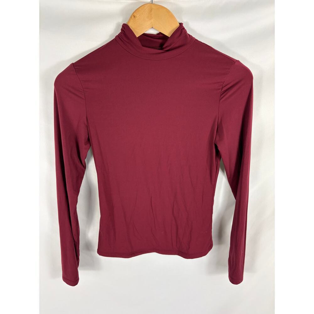 Reoria Maroon Mock Neck Long Sleeve Fitted Top Size Small